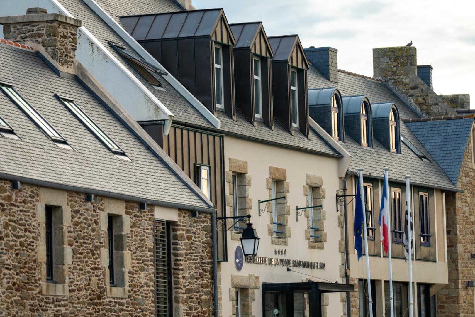 Hostellerie De La Pointe Saint-Mathieu - Spa & Restaurant Plougonvelin Exterior foto